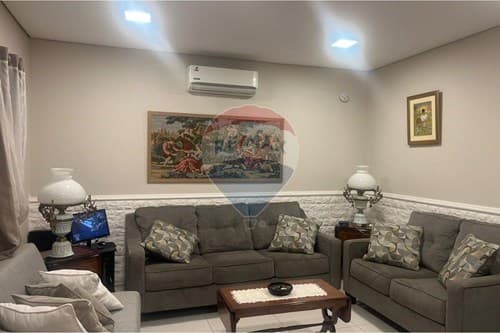Casa de 5 habitaciónes con Piscina en Asunción Barrio Villa Morra, foto 2