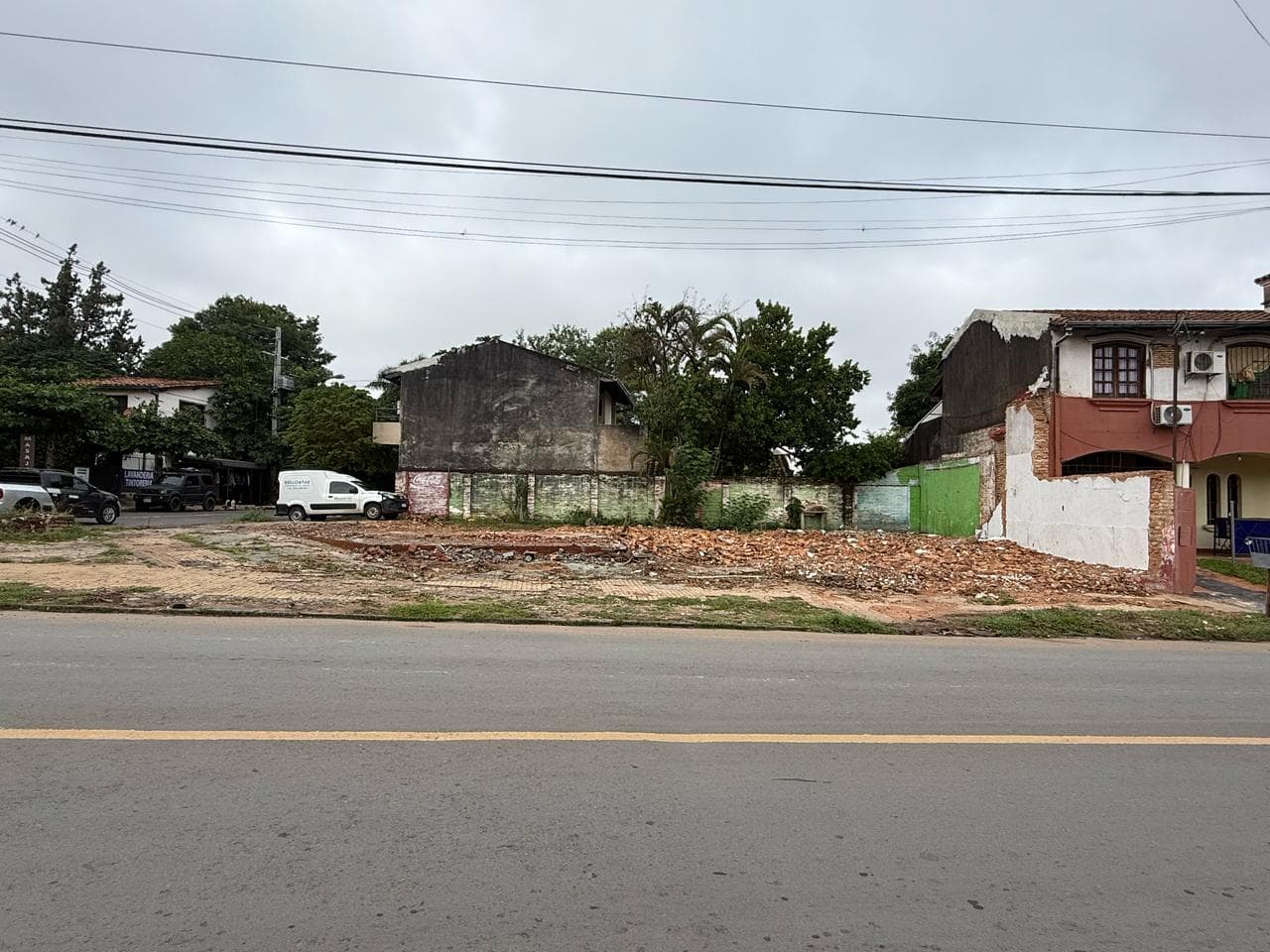 En Venta terreno sobre Lillo casi Juan Motta, foto 2