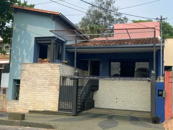Amplia residencia en alquiler para empresas o vivienda — foto 1