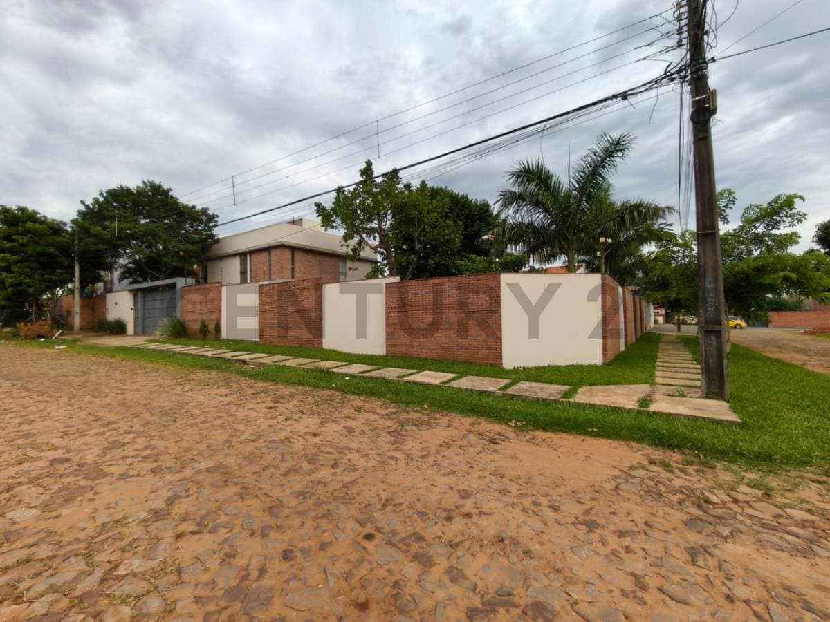 de Casa en Luque, Central — foto 3