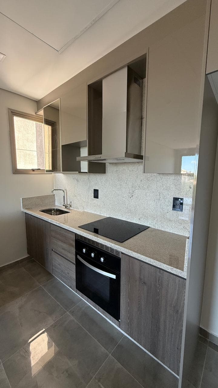 Zona molas lópez, en alquiler, departamento de 1 dorm. Con cochera, foto 3