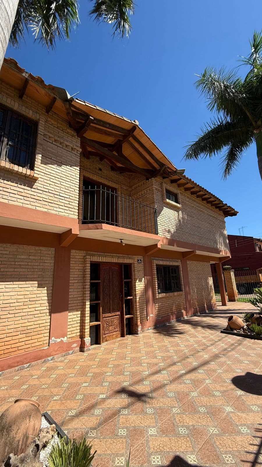 Casa en venta en lambarè barrio san antonio