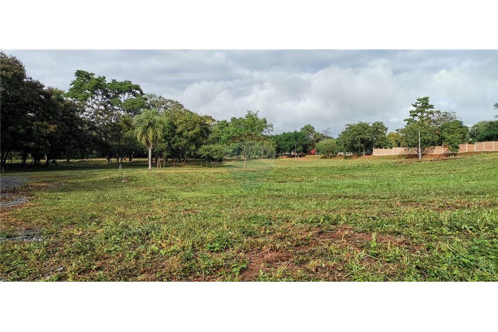 Terrenos a cuota. Barrio Cerrado Floresta, foto 3
