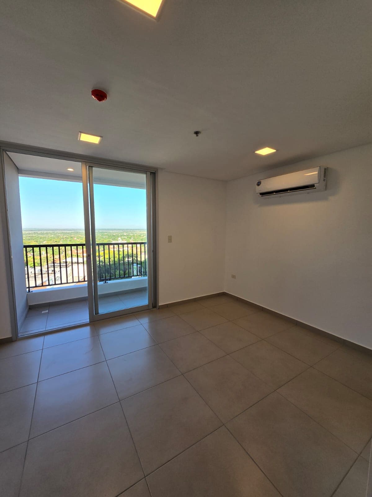 Vendo Monoambiente de 26 m2 a Estrenar, Zona Felix Bogado - LAP7641649