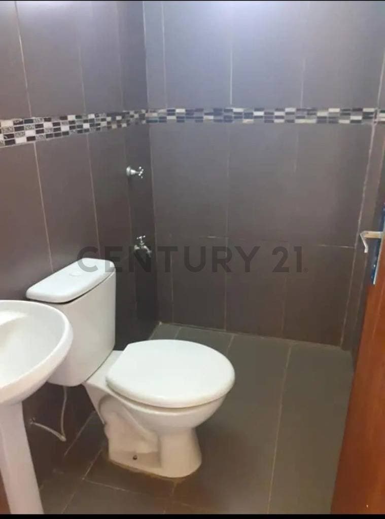Duplex en fdo de la mora zona sur, foto 4