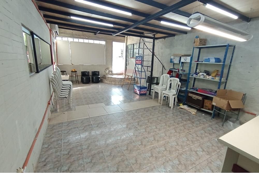 ¡Tu Oportunidad Comercial en Fernando de la Mora! — foto 4