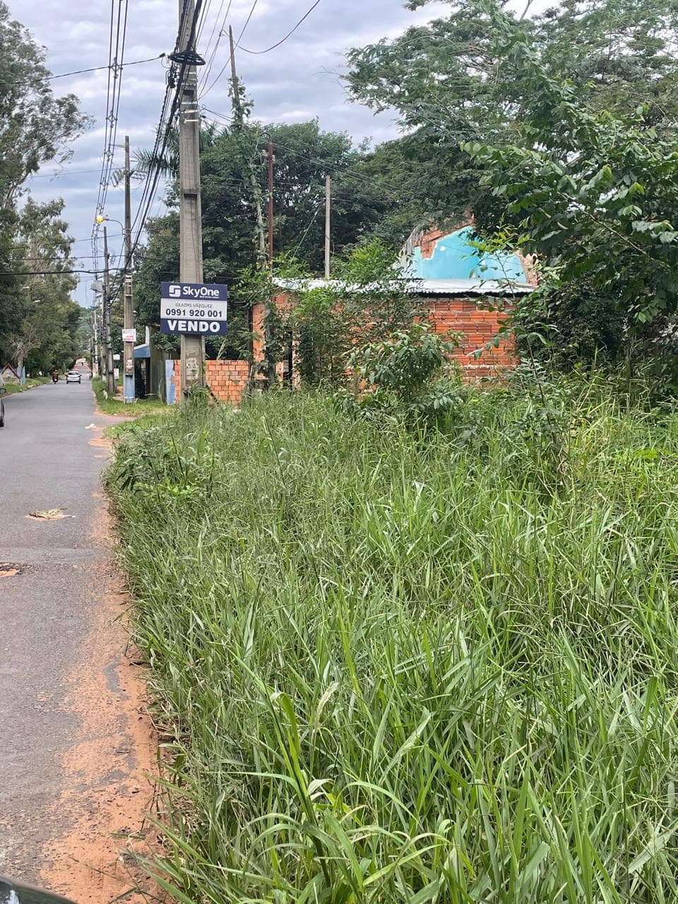 VENDO TERRENO en San Lorenzo, excelente UBICACIÓN Y dimensiones!