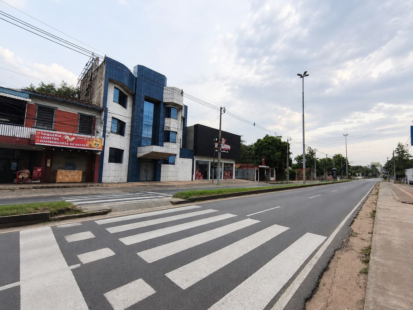 Edificio en alquiler centro de Luque, foto 2