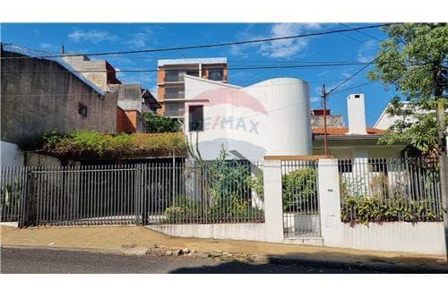 Casa-Venta-PY Asunción Ciudad Nueva 25 de Mayo 2374 — foto 1