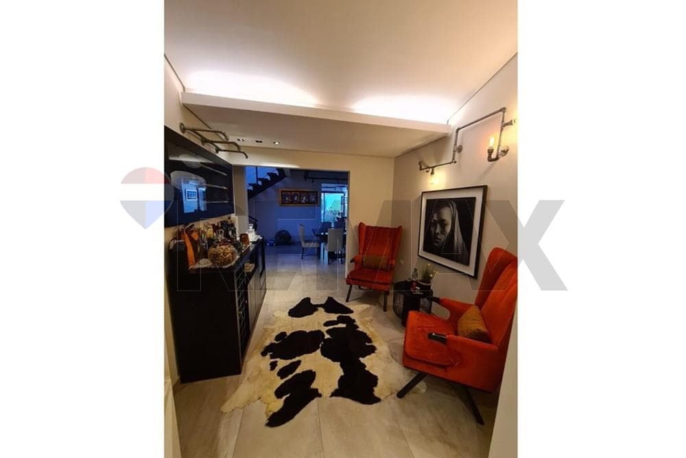 En venta exclusiva residencia en San Lorenzo, foto 2
