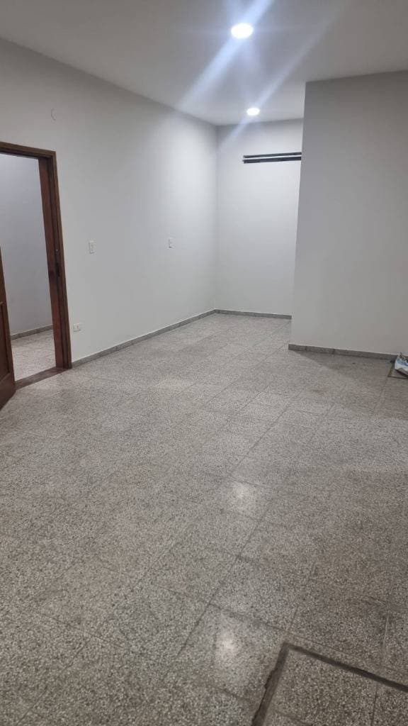 Local comercl en punto estrategico - barrio san jorge, foto 4