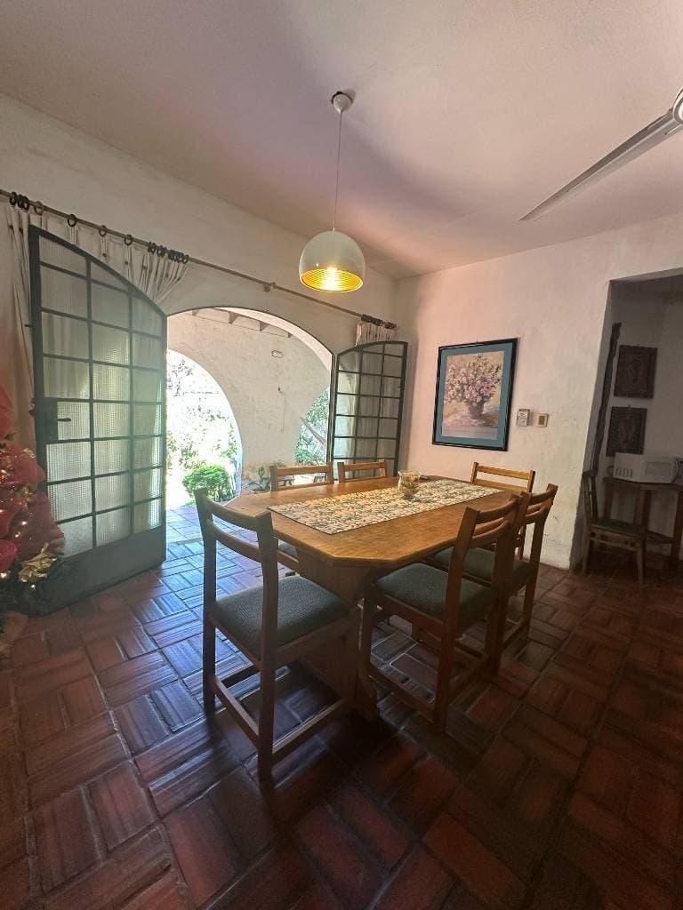Amplia casa tipo colonial en lambare, foto 5
