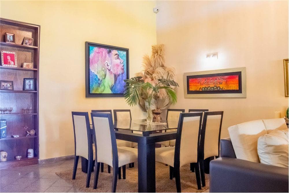 Residencia a cuadras de Mcal Lopez y San Martin, foto 4