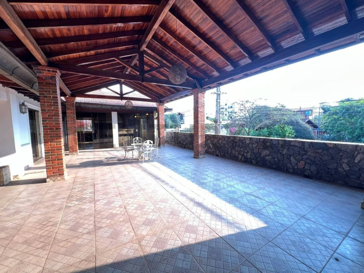 Casa en Fernando de la Mora Zona Norte Zona Indufar y Colegio CAS, foto 2