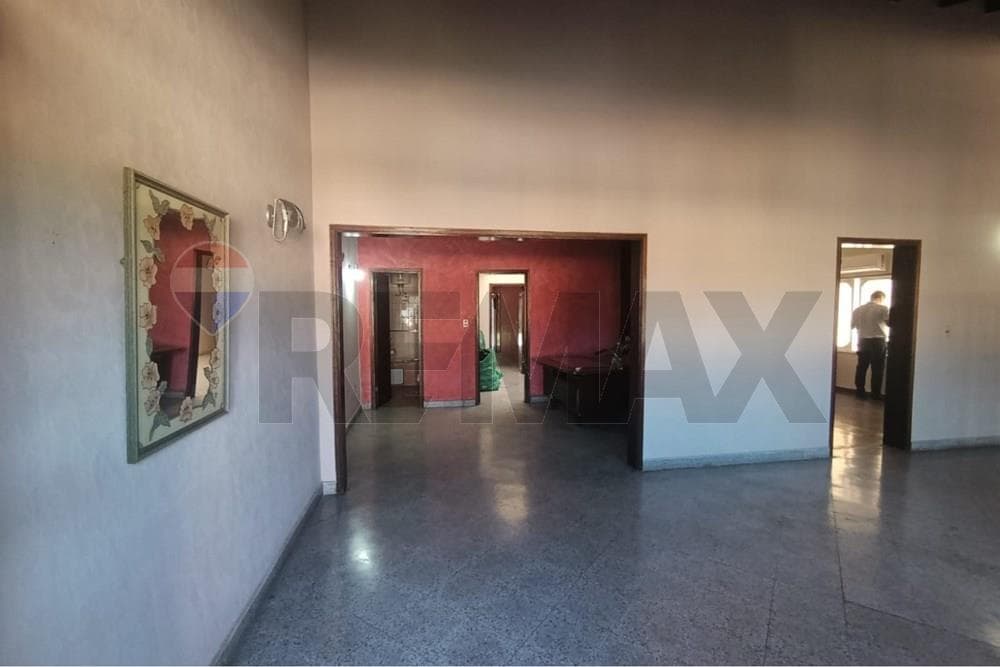 Casa en alquiler - barrio obrero — foto 4
