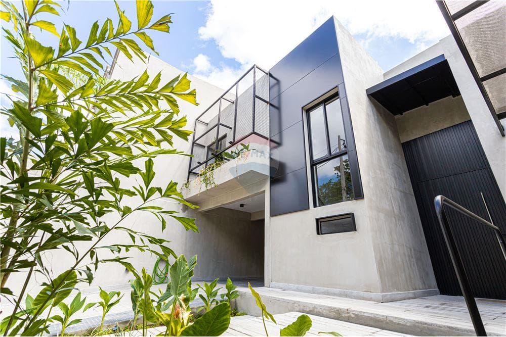 Residencia Premium en Mburucuya, foto 5