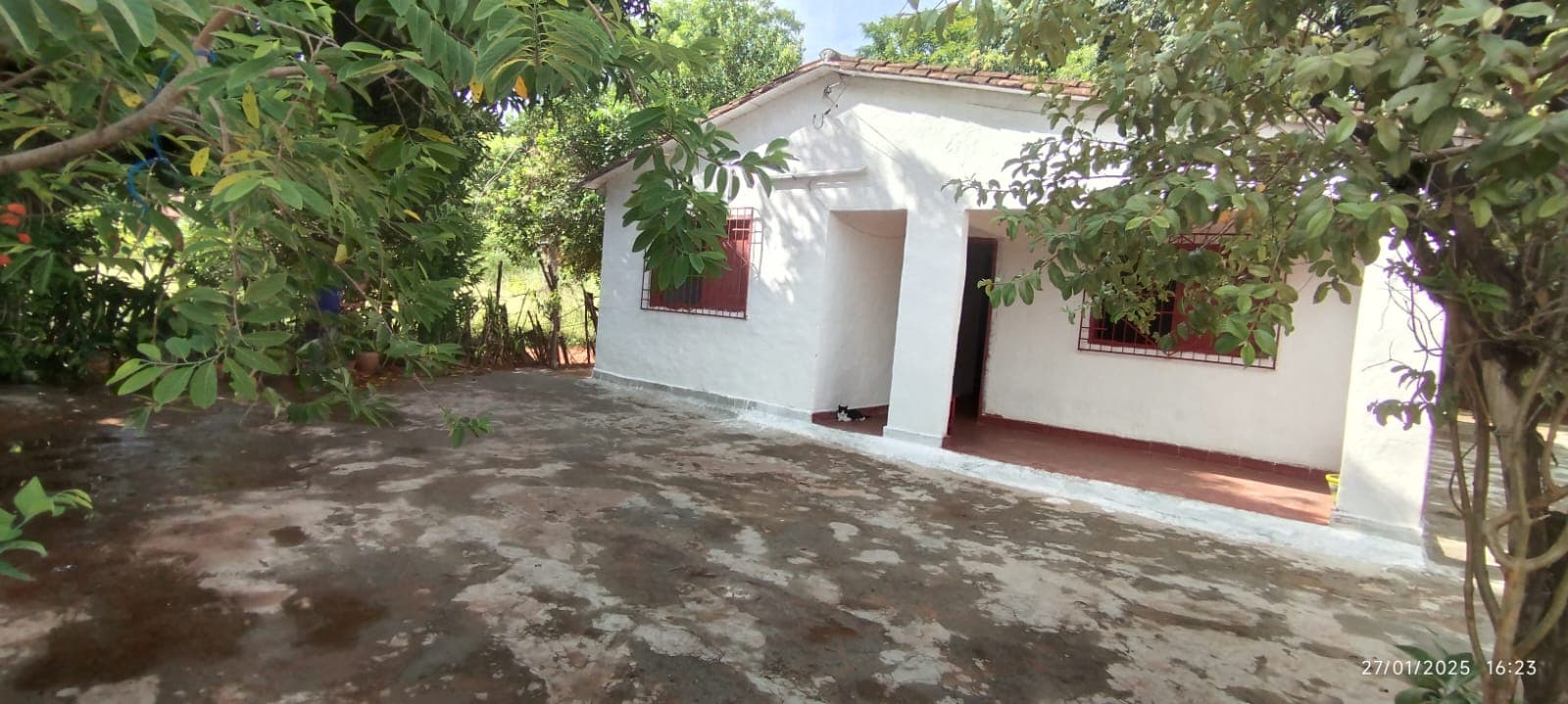 terreno de 427 m2 mas casa a refaccionar en Ñemby Mbokajaty, foto 2