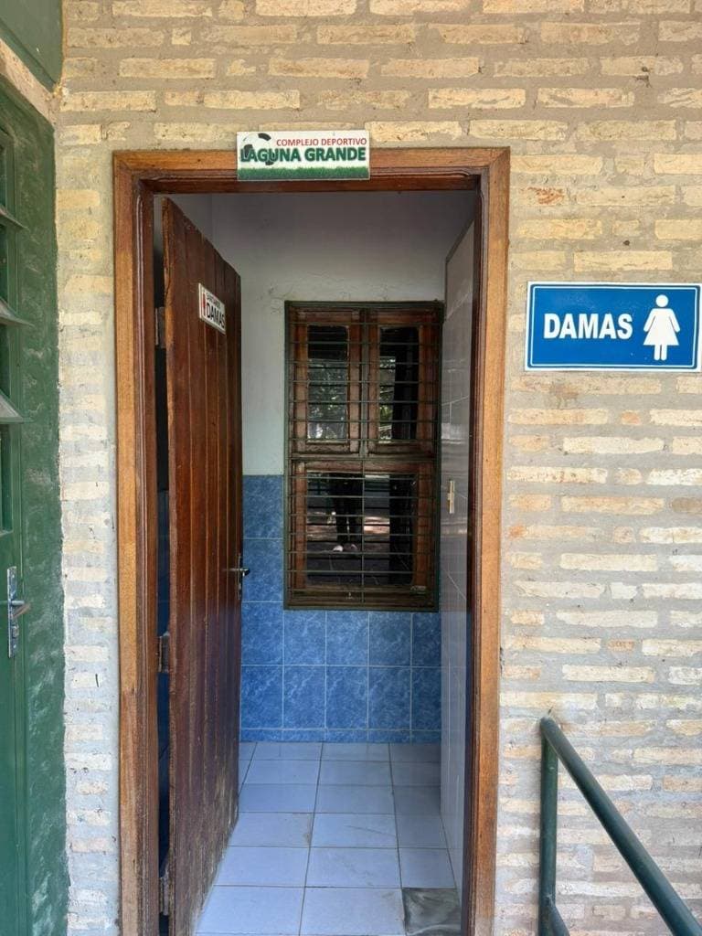 Complejo deportivo en San Lorenzo, laguna grande, foto 3