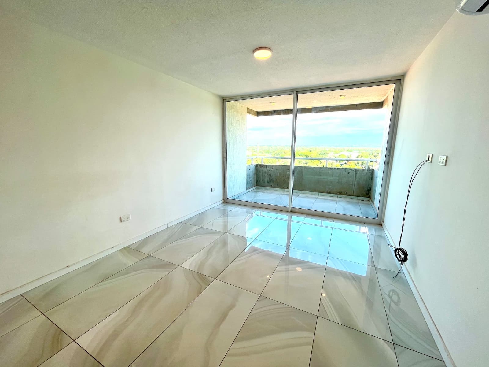 Departamento De 2 Dormitorios En Altamira Surubi'I, foto 2