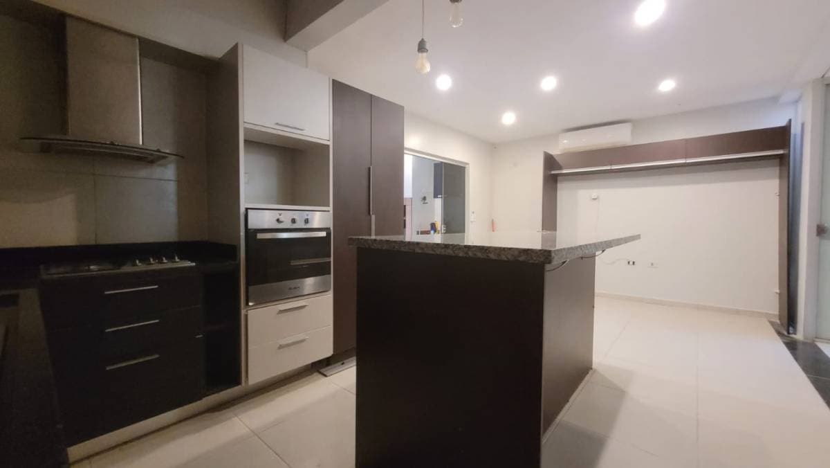 Amplio duplex en lambare, foto 2