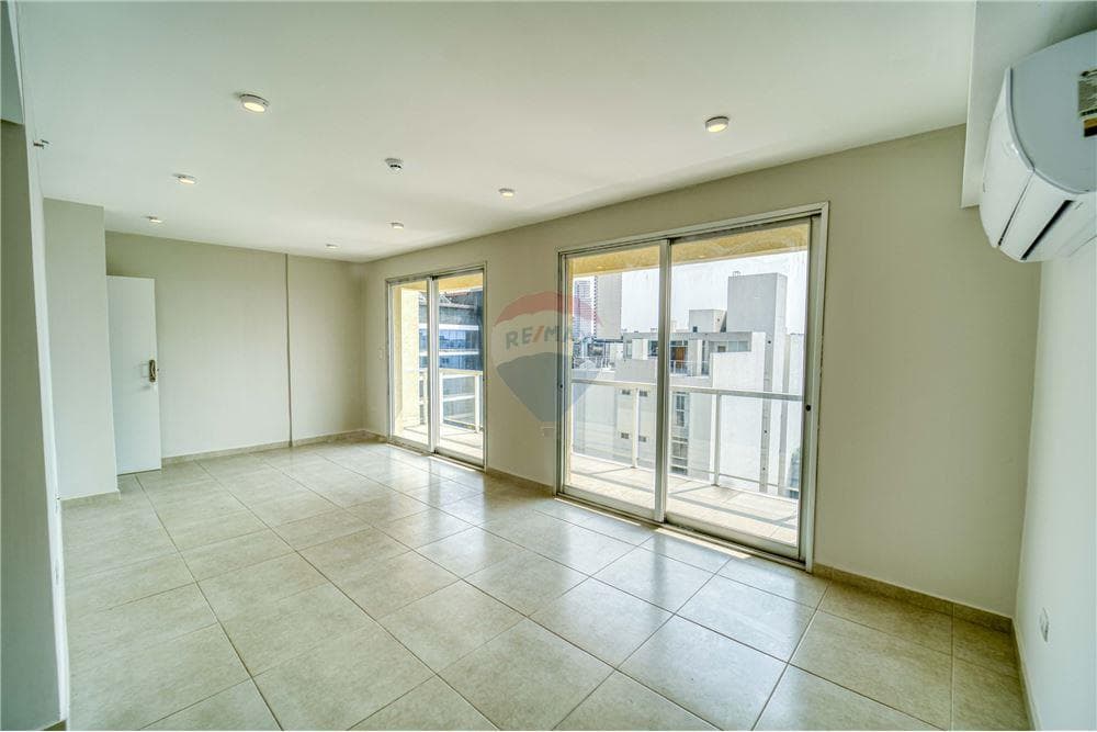 departamento de 2 dormitorios en Ycua Sati, foto 4