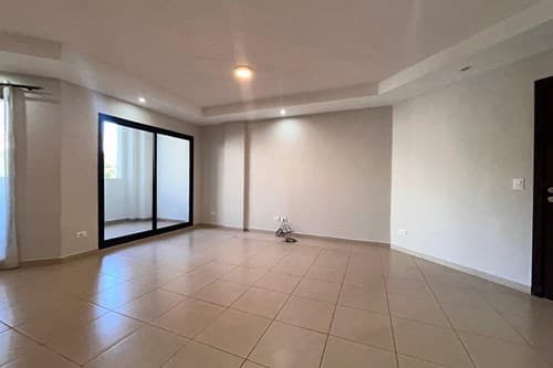 Departamento en condominio moravia con renta — foto 4