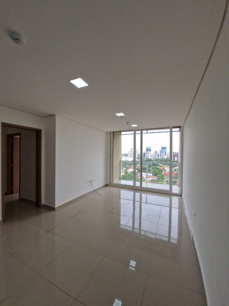 Hermoso Dpto de 2 Habit en Mburucuya — foto 1