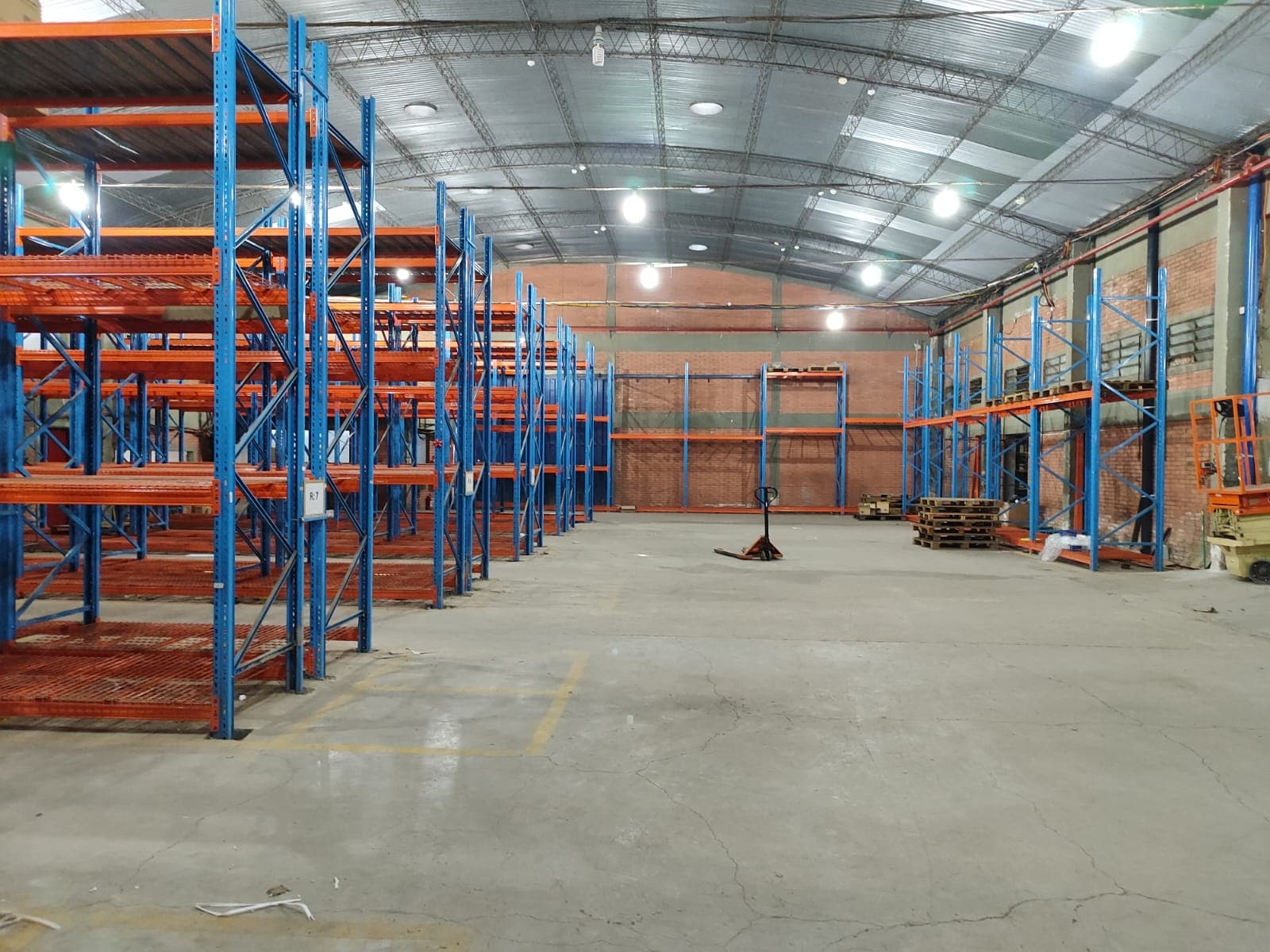 Centro logistico, foto 2