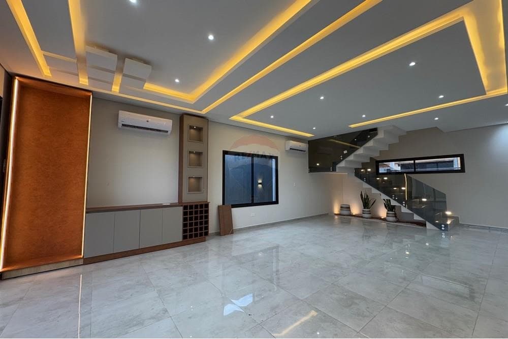 Vendo residencia premium a estrenar en San Lorenzo