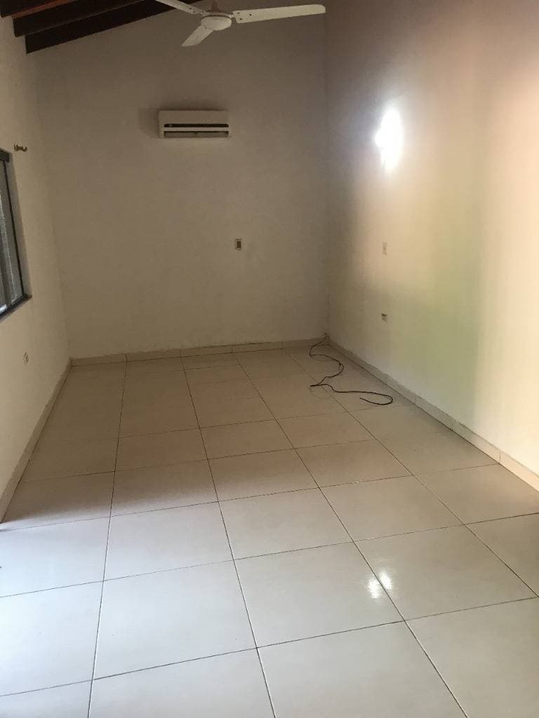 Casa tipo duplex Luque, foto 3