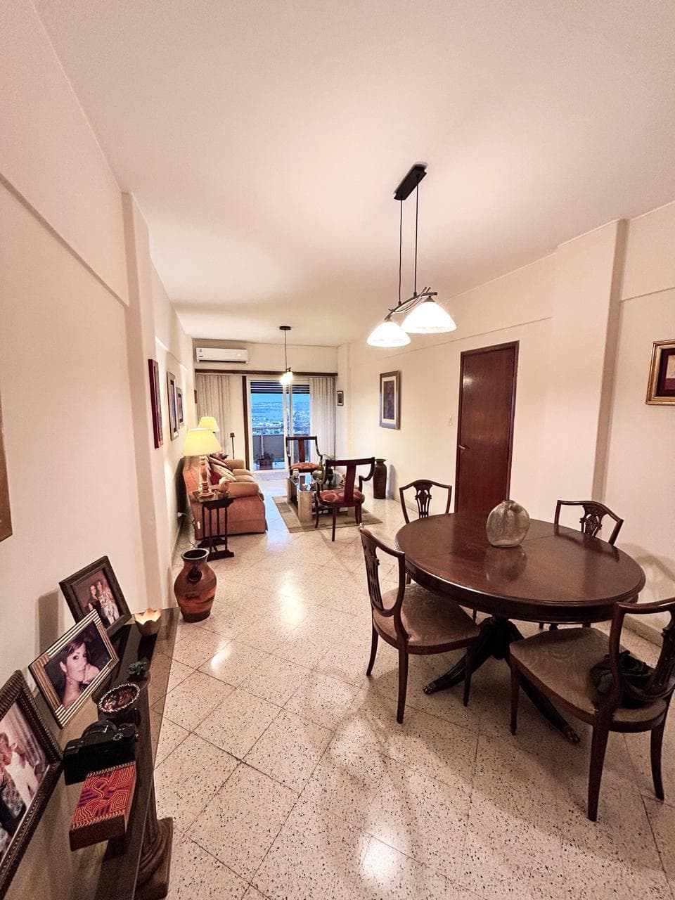 Departamento 2 Dormitorios En Pleno Centro — Piso 15 Con Vista A La Costanera