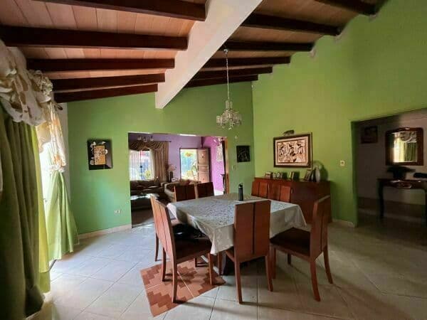 Hermosa casa con excelente ubicacion en lambare, foto 4