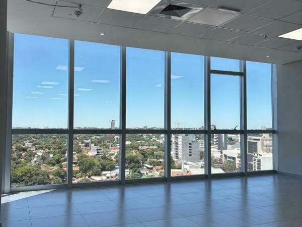 Oficina en alquiler – the top business center | eje corporativo de Asunción, foto 1