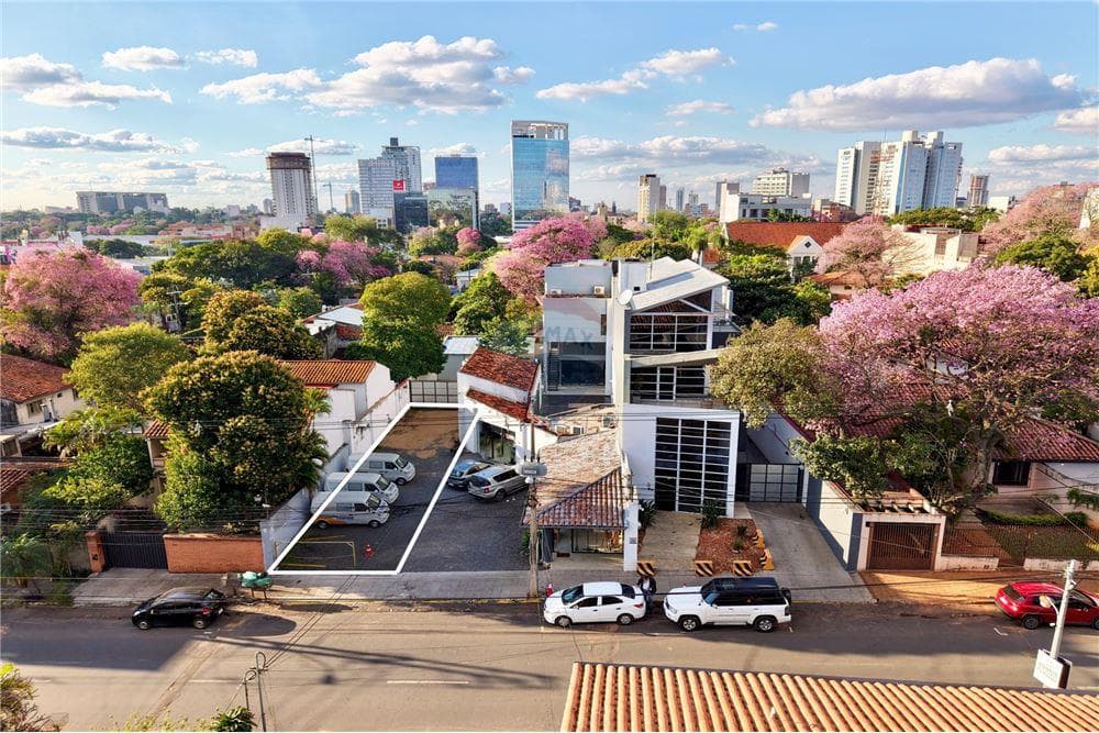 Terreno de 384 M2 en Ycua Satî Asuncion sobre la av Héctor vera, foto 5