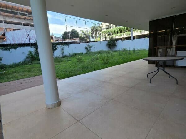 Residencia premium en Carmelitas. A 1/2 cuadra de molas lópez, foto 2
