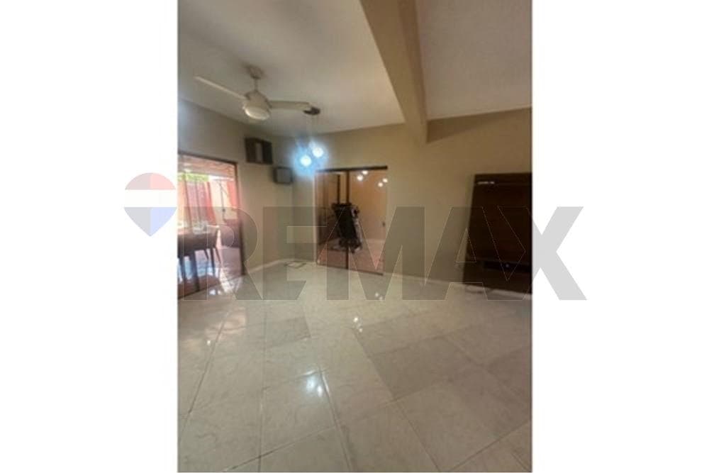 Casa - Alquiler - San Vicente, Asunción, Paraguay, foto 3