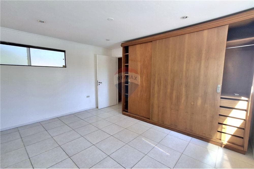 Casa en condominio boulevard confederación Luque, foto 3