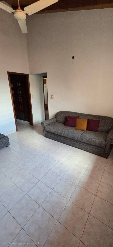 De casa en Luque – 4° barrio- . Id 45128, foto 2