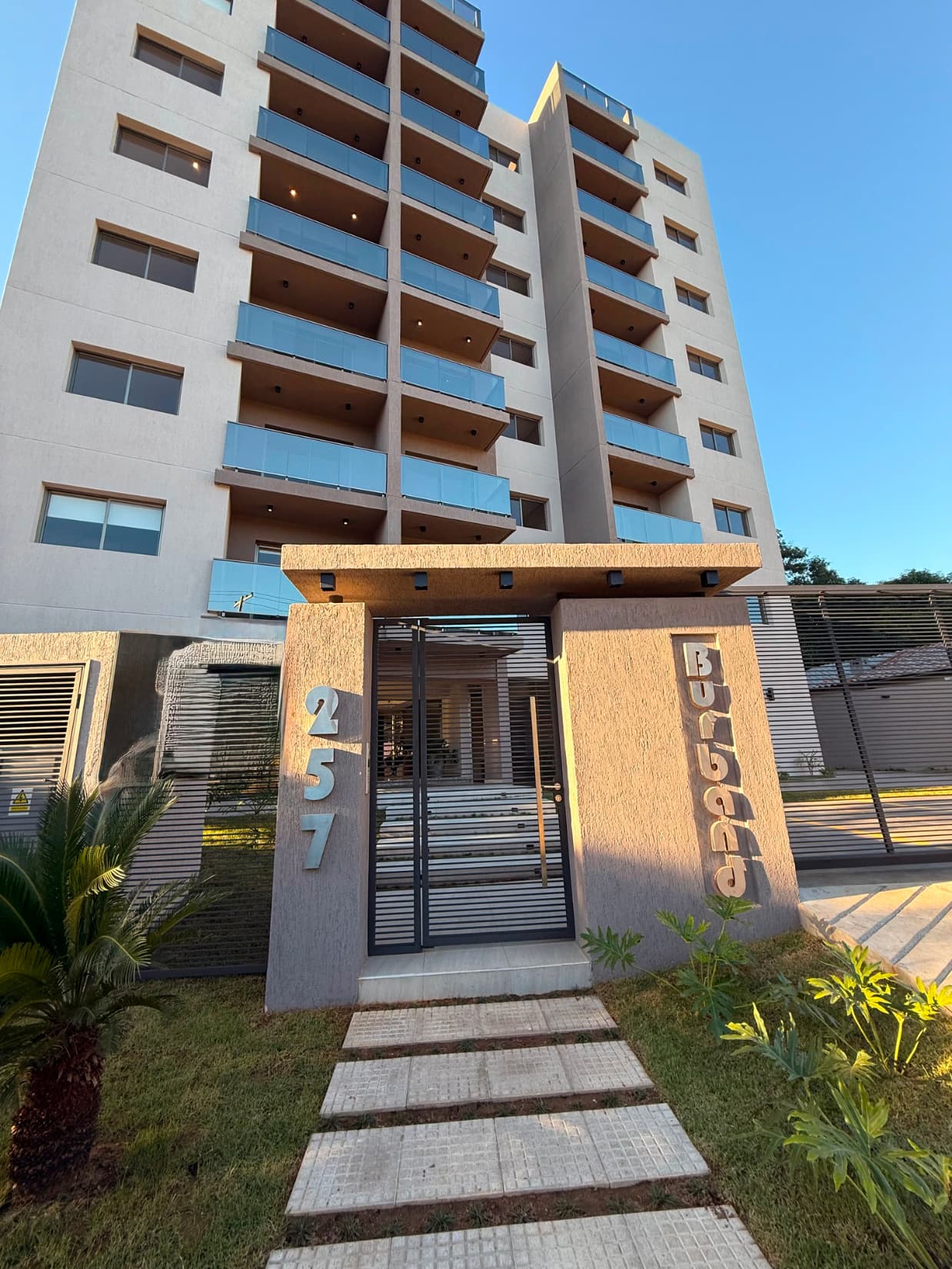 Alquilo dpto a estrenar de una habitacion en Luque