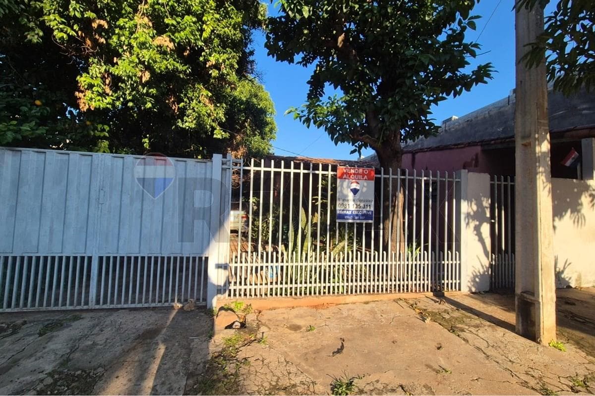 Casa en alquiler en Ñemby - barrio Caaguazú, foto 1
