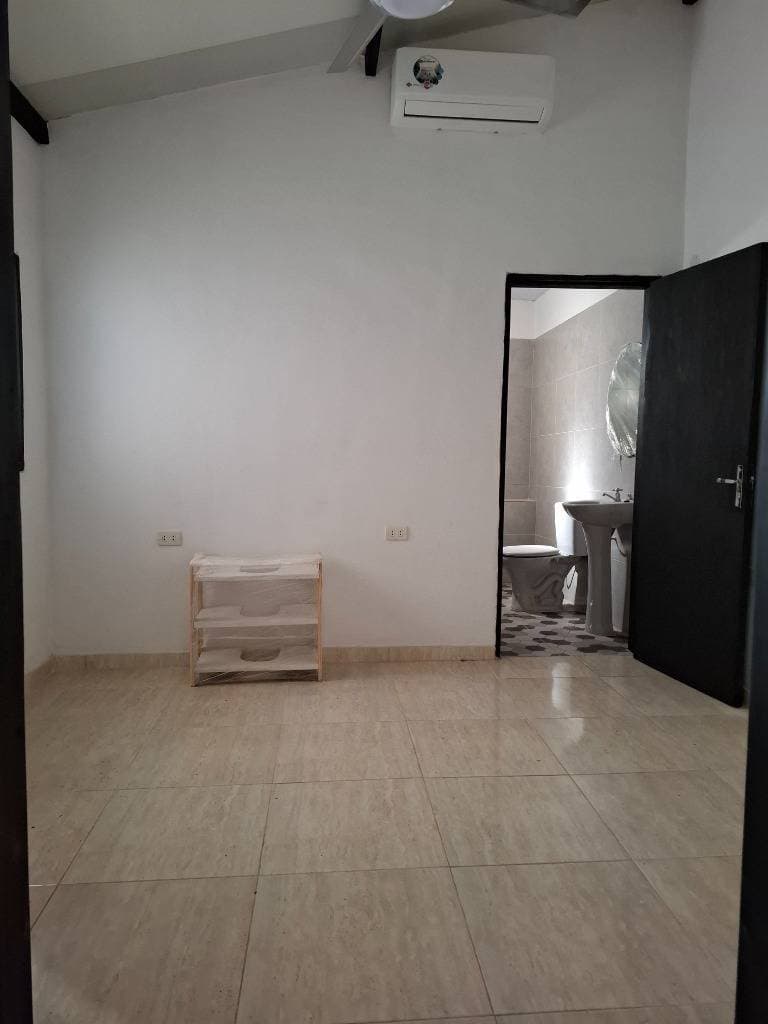 Casa de una planta en el centro de Luque, foto 4