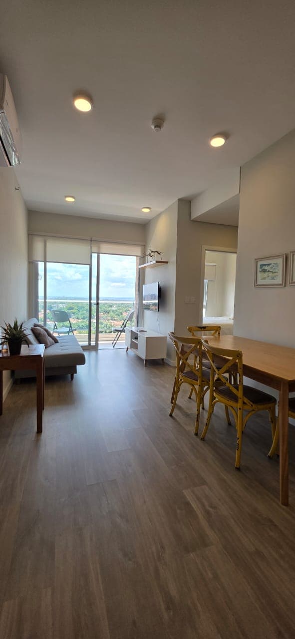En alquier departamento amoblado en forvm molas lopez