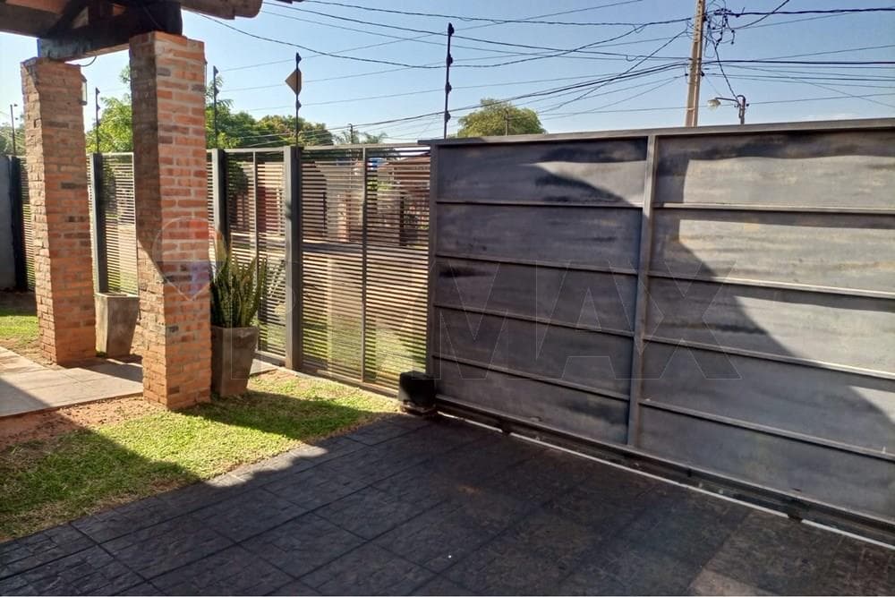 Casa - Venta - Luque, Paraguay, foto 2