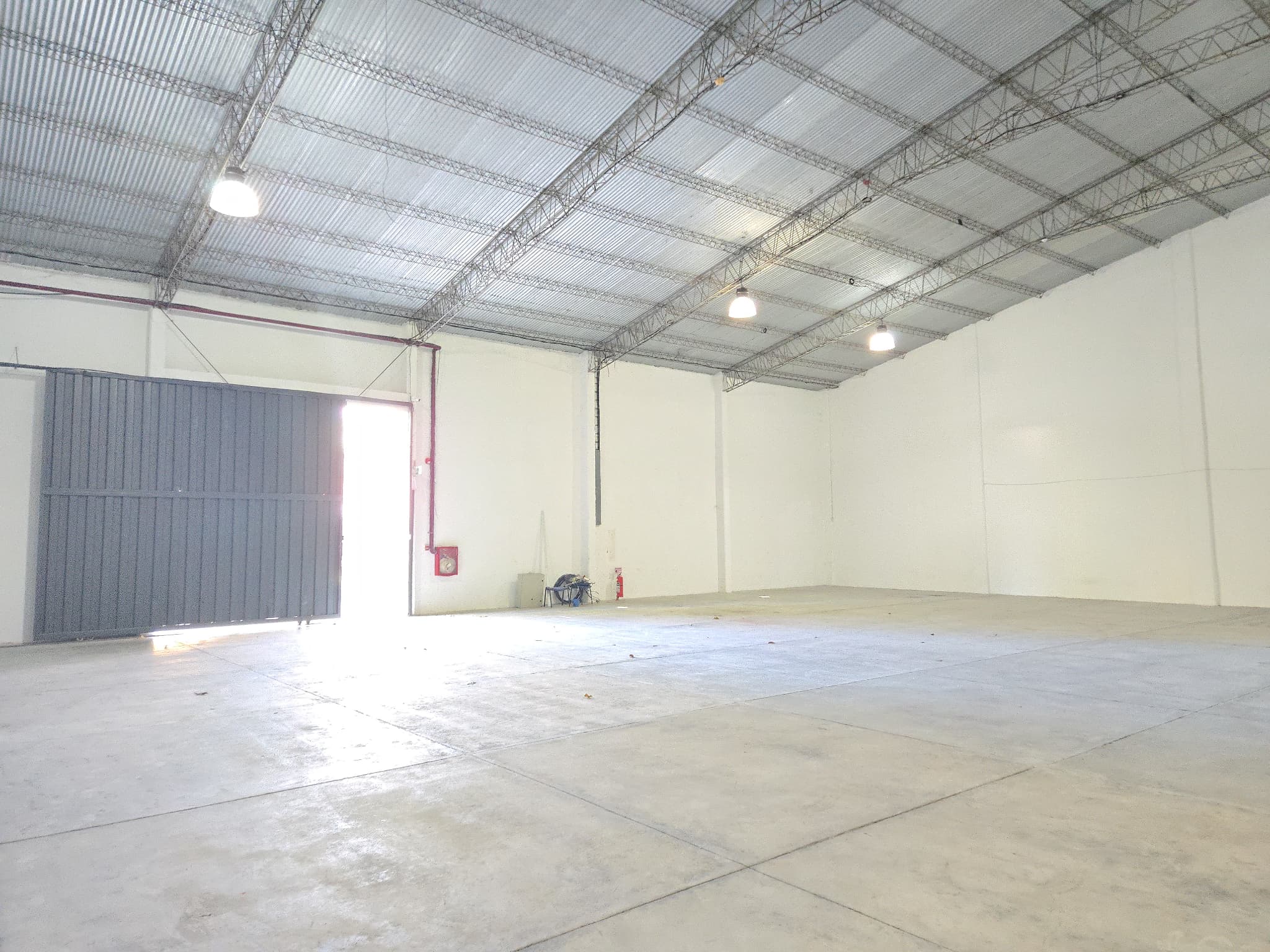 Deposito 900 m2 al lado de Distrito Perseverancia ( zona Artigas/Brasilia) — foto 3