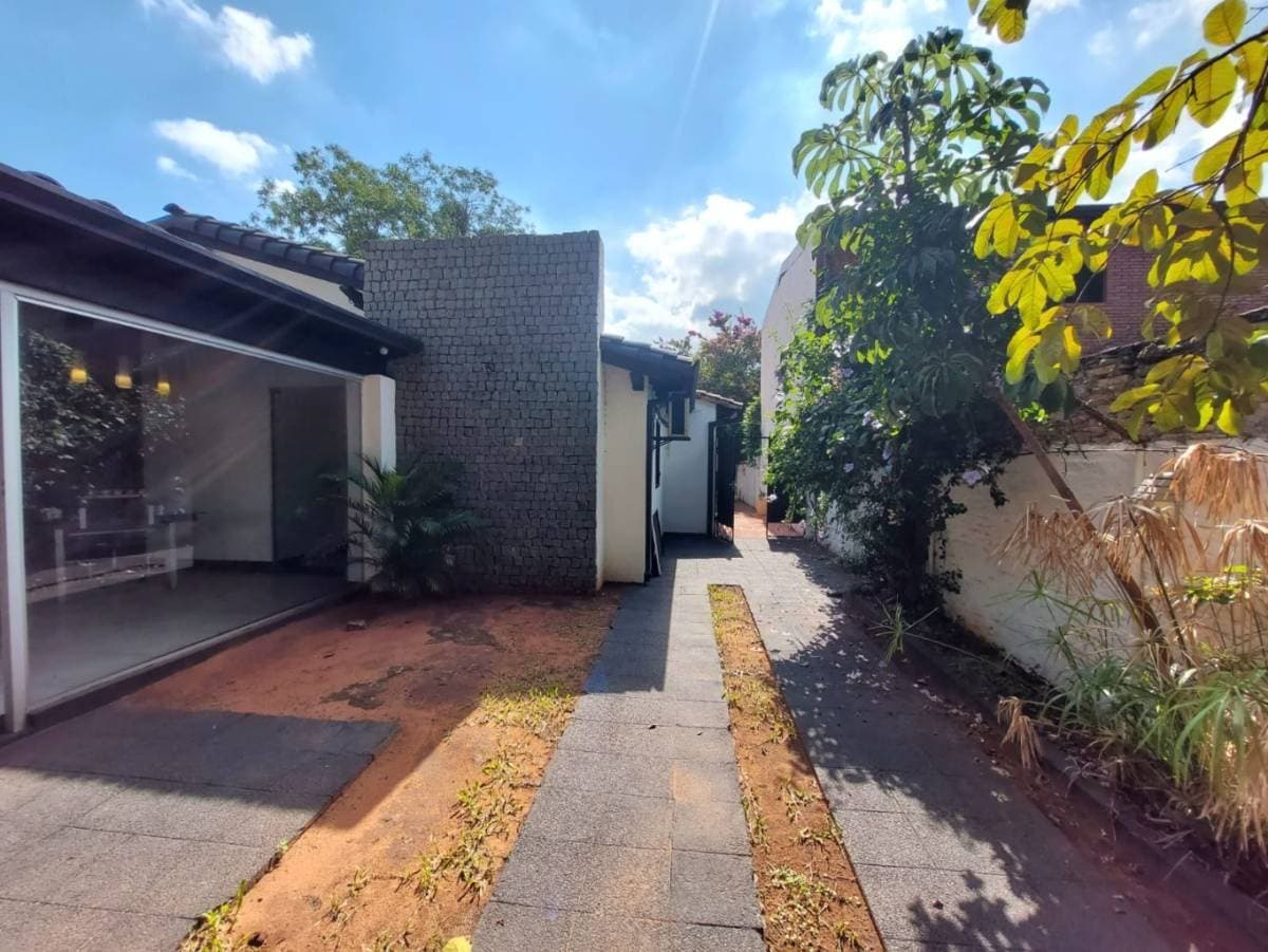 Amplia casa en barrio villa aurelia, foto 3