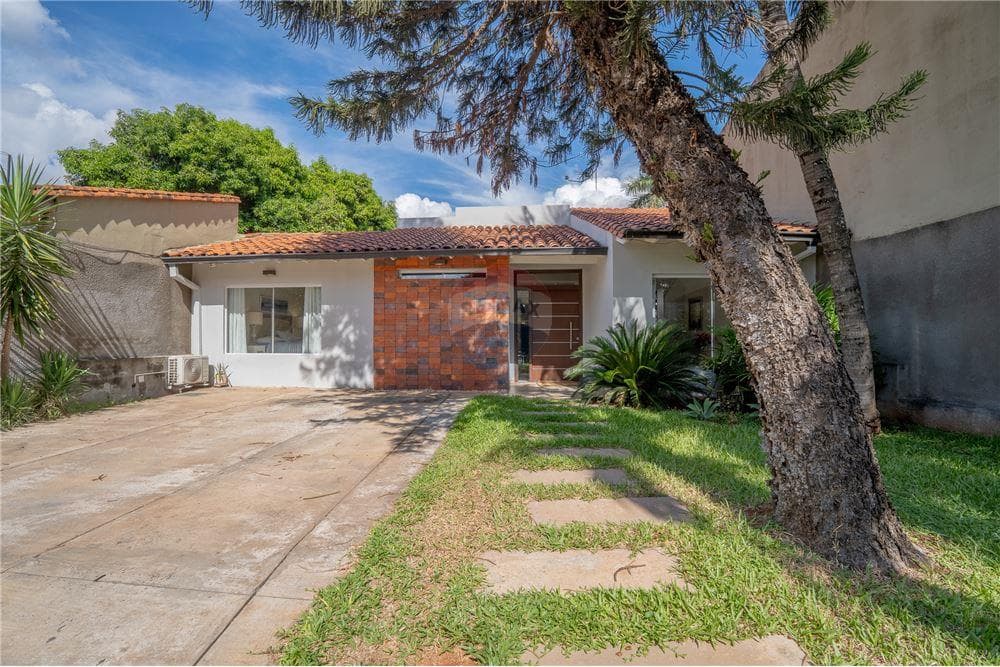 Casa en Asunción - A la Venta