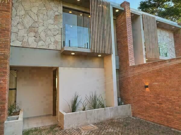 En venta amplio dúplex a estrenar en Luque zona conmebol, foto 2