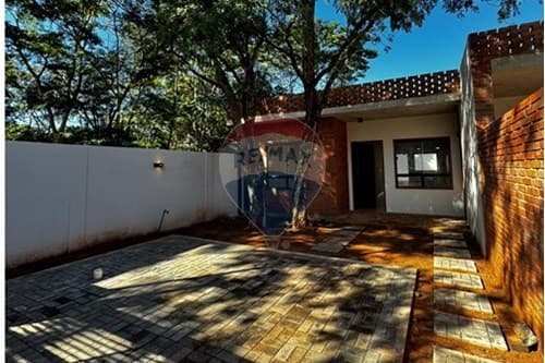 Vendo chalet a estrenar en Ñemby caaguazú