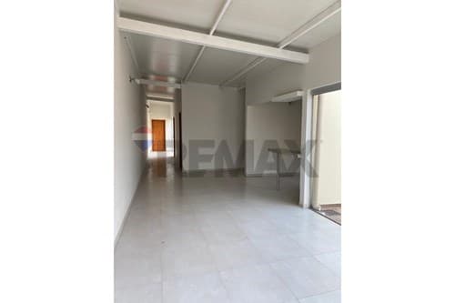 Chalet-Venta-PY Central Limpio, foto 4