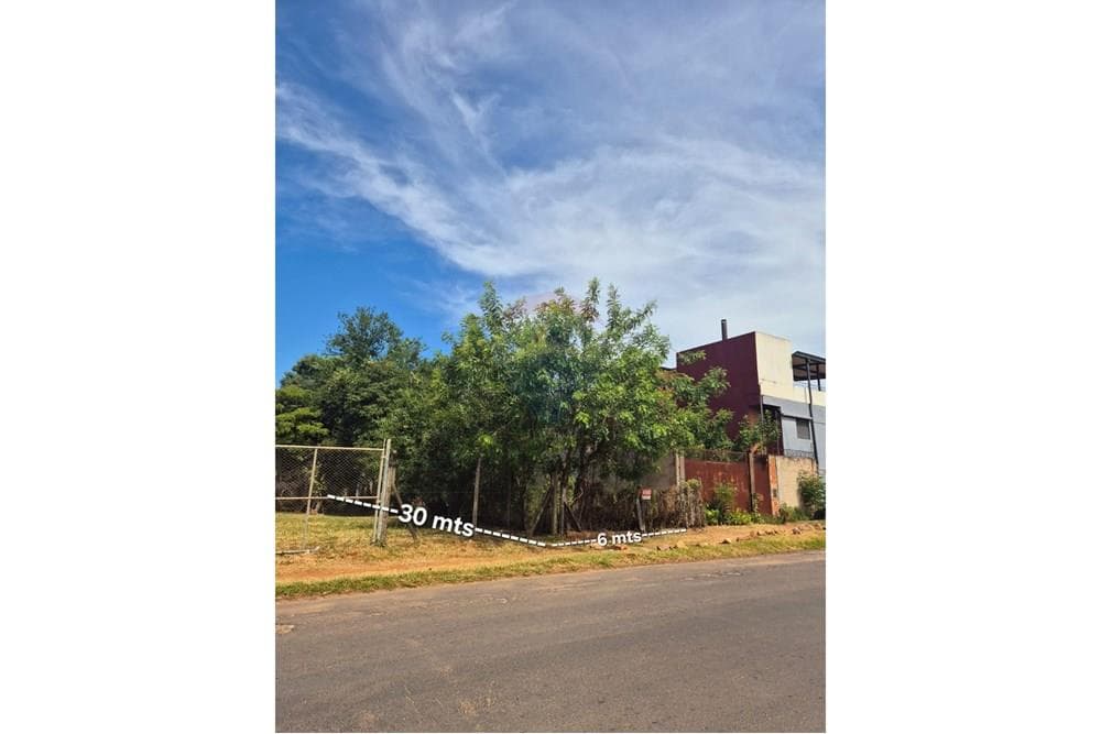 Vendo terreno inmejorable ubicacion zona Pinedo shopping